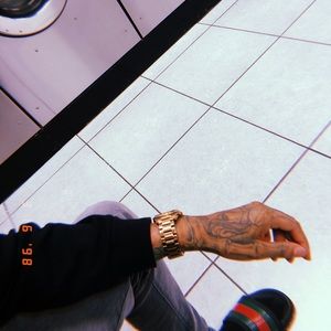 Meet your Posher, Roger